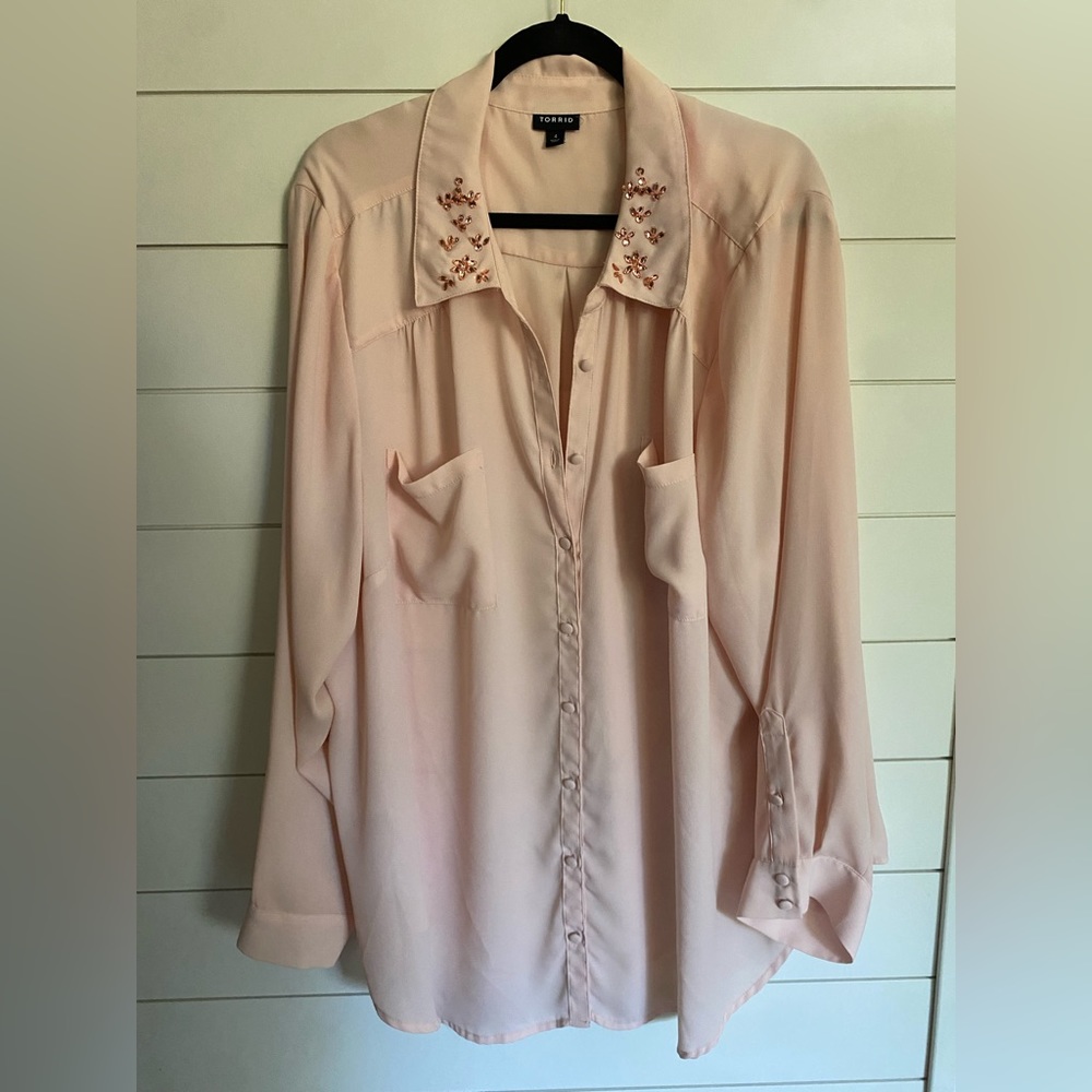 Torrid size 4 chiffon button down with jewels on collar